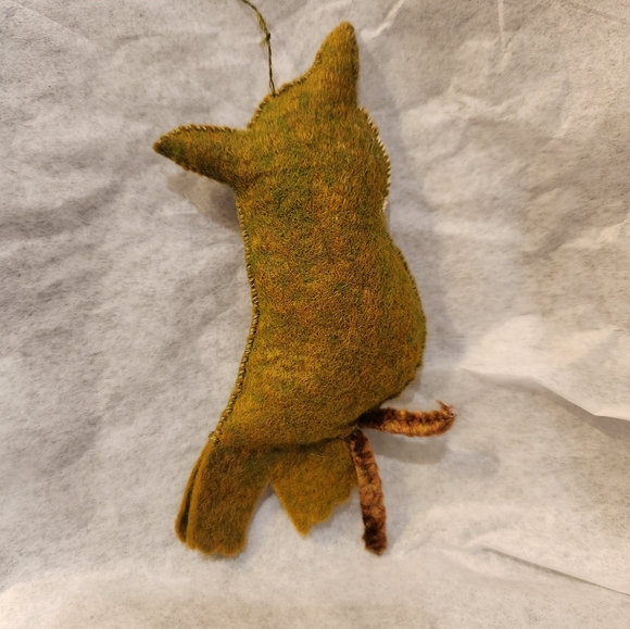 Retro Felted and Beaded Owl Ornament - Picture 4 of 16